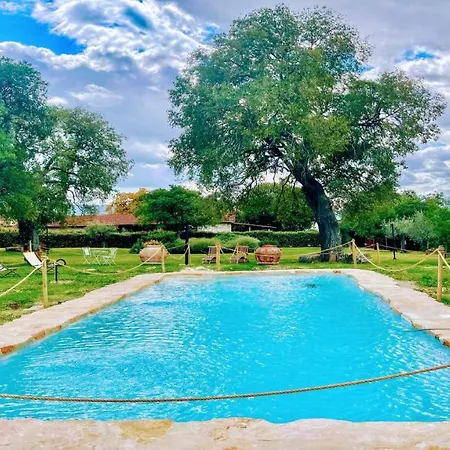 Exclusive Pool-open Year-spoleto Biofarm-slps 8-village Shops, Bar1 Km 5 Poreta