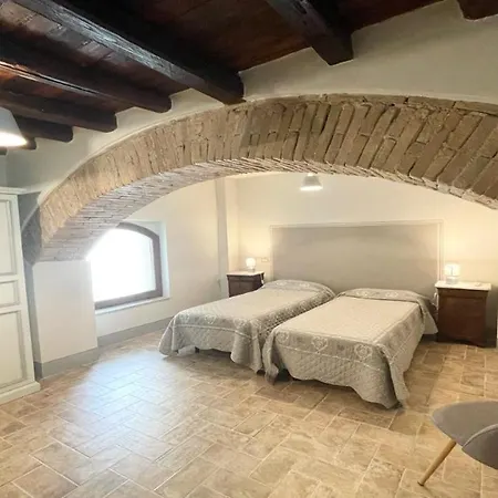 Bauernhof Exclusive Pool-open Year-spoleto Biofarm-slps 8-village Shops, Bar1 Km 5